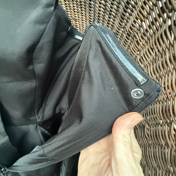 C/MEO Collective Black Strapless Dress W/POCKETS - Picture 3 of 6